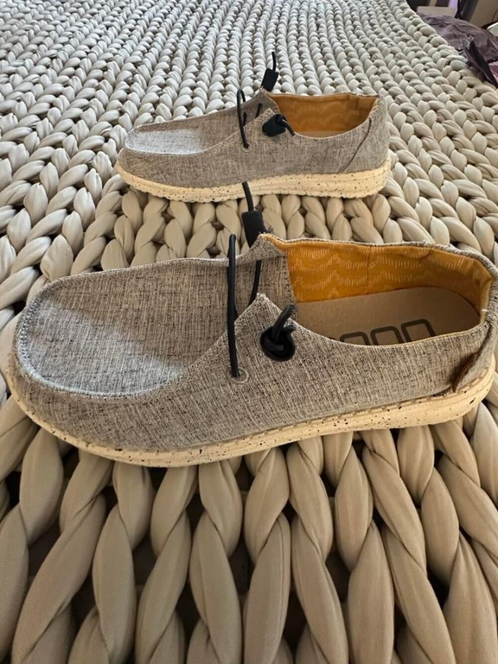 Hey Dude Wendy Chambray White Blue Womens Slip On Loafers Size 7